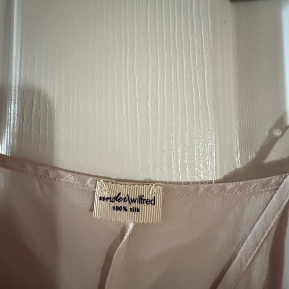 Wilfred Silk Cream Causal Camisole - Picture 4 of 6